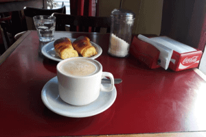 Bar Piedras café
