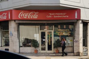 Bar Piedras fachada