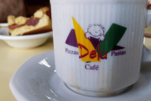Delu Bar café