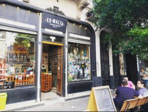 Es Malta Almacén de cervezas fachada