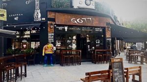 Gott Cervecería fachada