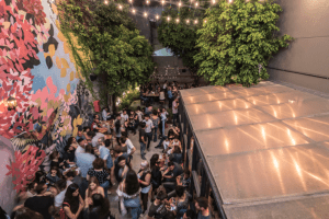 Growlers Caballito interior