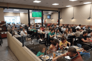 Buffet Club Gimnasia Esgrima de Velez salón