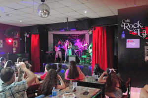 Café Rock La Ve escenario