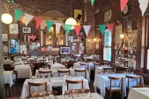 Cantina Pierino salón