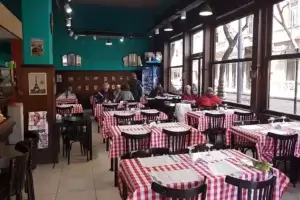 Cristobal Café Bar salón