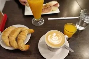 Delight Cafe medialunas