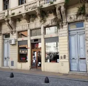 El chiste Pizzería fachada