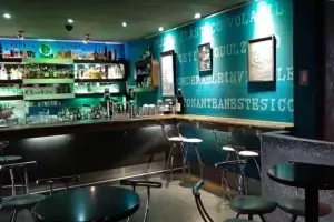 Bar Eter Club salón