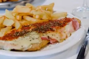 El Halcón Restaurante milanesa
