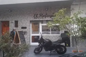 El Refugio Restaurante fachada