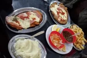El Sol parrilla Boedo milanesas