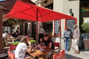 Estilo Misión resto vereda