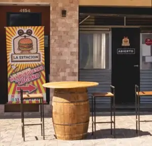 Hamburguesas La Estación fachada
