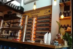 Hendrix Cervecería pizarra