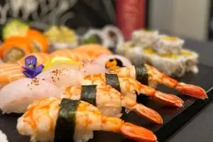 Hikaru Resto Sushi