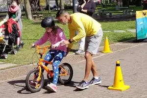 Adan Buenosayres Actividad