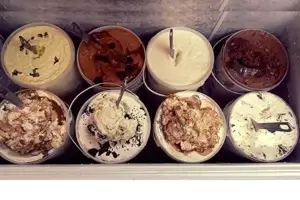 Amarello Heladeria Helado