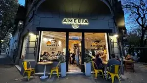 Amelia Café Fachada