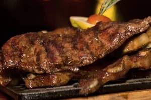 Aquiles Carne