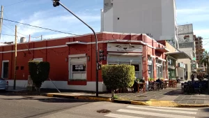 Bar José Ingenieros Fachada