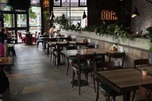 Barbakoa Restobar Interior