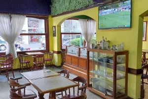 Café Dalí salón