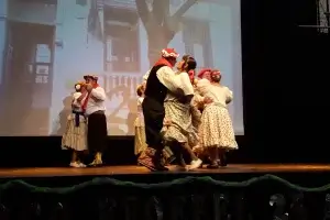 Espacio Cultural Julian Centeya Baile