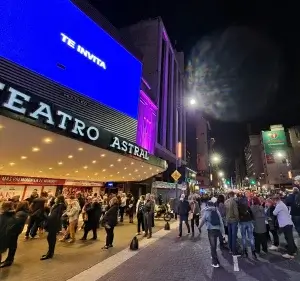 Teatro Astral Fachada