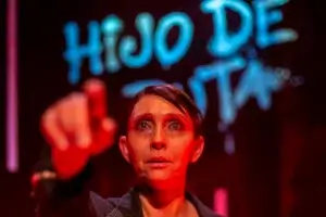 Teatro El Extranjero Obra