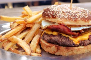 320 Home Burger Hamburguesa