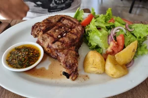 Amaranto Copas & Restaurante carne