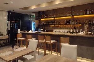 Amaranto Copas & Restaurante salón