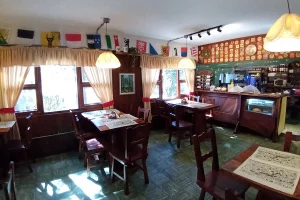 Café Bar Suizo salón