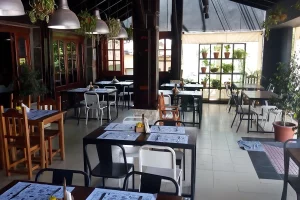 DON HONORIO PARRILLA RESTAURANT salón