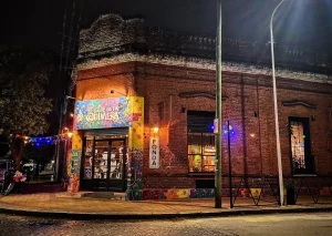 El Club de la Quimera Fachada