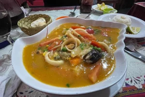 Gourmet con Sabor Peruano plato