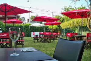 La Cava resto Café jardín
