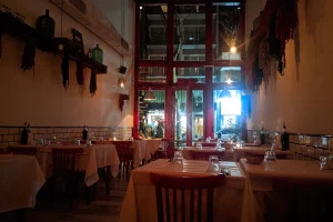 La Cholita Interior