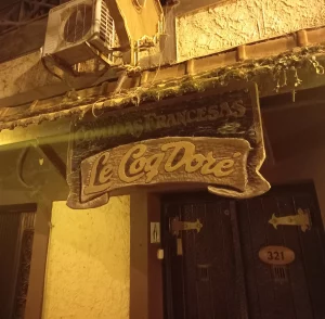 Le Coq Dore Fachada