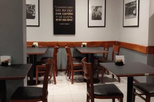Lo de Carlitos - San Fernando Interior