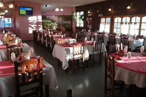 Los Troncos Interior