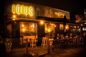 Lotus Lounge Bar Fachada