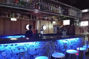 MANHATTAN COCTEL CLUB salón