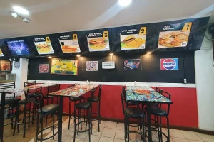 Max Pipi salón