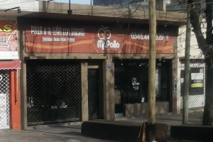 Mr Pollo Escobar fachada