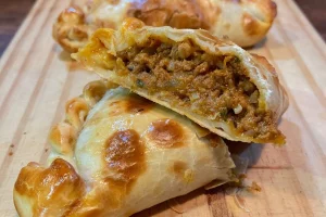Paco Reo Crea Hábito empanadas