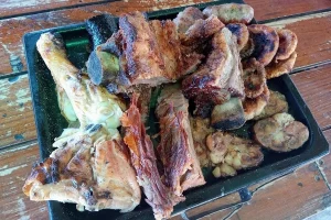 Parador Km 166 El Álamo parrillada