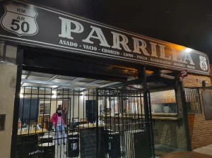 Parrilla KM 50 fachada
