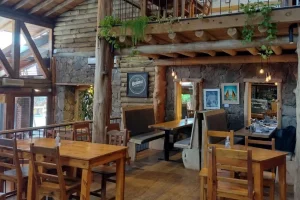 Potre Resto Bar Interior